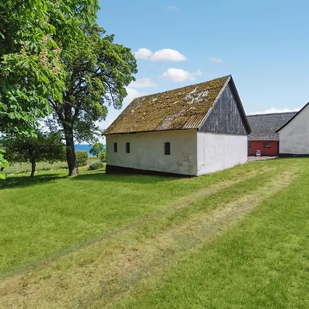3 Bedroom Cozy In